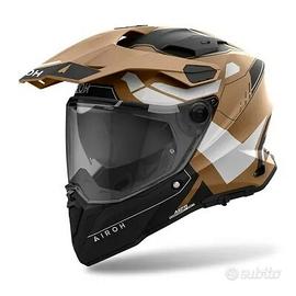 Casco Adventure Airoh Commander 2 Reveal