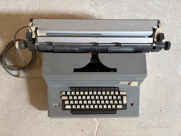 macchina da scrivere Olivetti Editor 4 