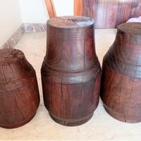 tre mozzi antichi di carretti in legno meta' 900