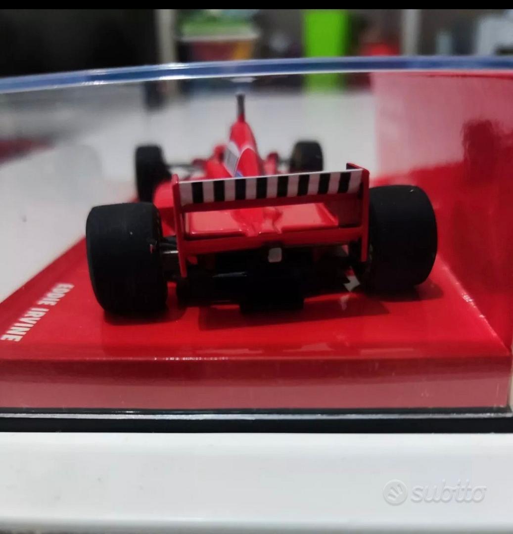 F1 FERRARI F310B EDDIE IRVINE DE 1997 AU 1/18 SCALE 180970006