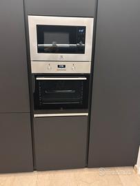 Electrolux incasso forno + microonde