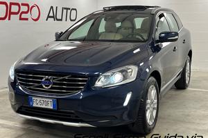 VOLVO XC60 D4 Summum|TETTO APRIBILE|PELLE|SEDILI R