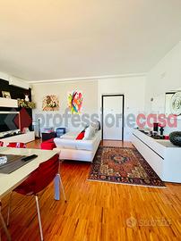 Casa manzo- attico con terrazzo e box auto