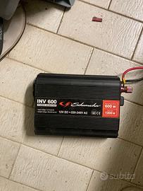 inverter 12 volt DC --> 220 volt AC