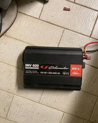 inverter 12 volt DC --> 220 volt AC