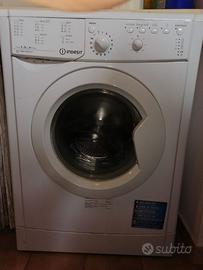 Lavatrice Indesit 5 Kg Classe A+