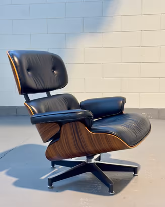 Poltrona Eames lounge chair