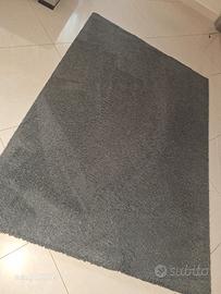 Tappeto grigio 
