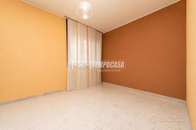 AMPIO BILOCALE ADIACENZE CORSO BUENOS AIRES