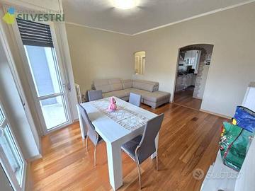 Appartamento di 98 m² con 3 locali e box auto a Ca