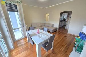 Appartamento di 98 m² con 3 locali e box auto a Ca