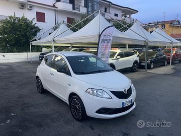 Lancia Ypsilon 1.2 S&S Gold sensori parcheggio KM 