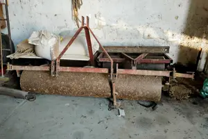 rullo artigianale per trattore 