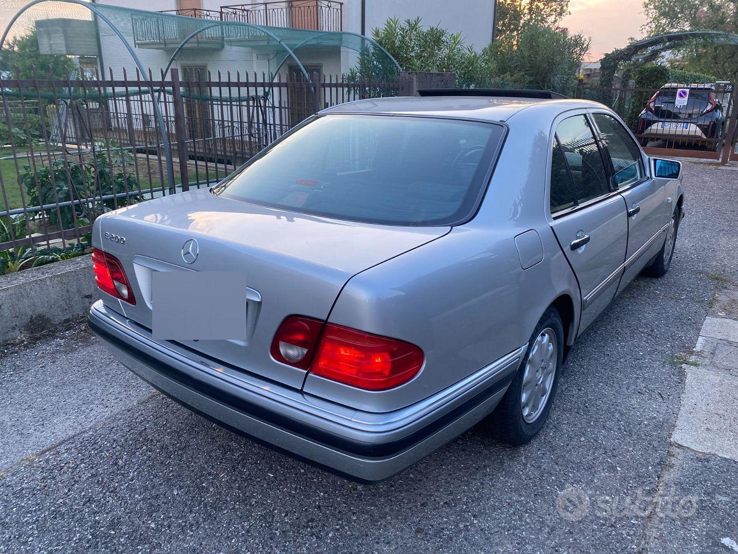 Mercedes-Benz E 1996 photo 5