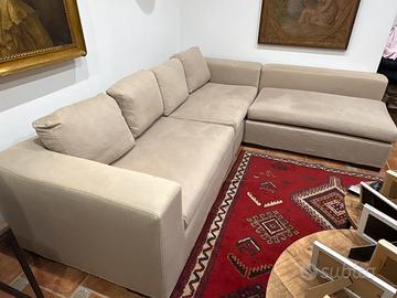 Divano 4 posti piu penisola