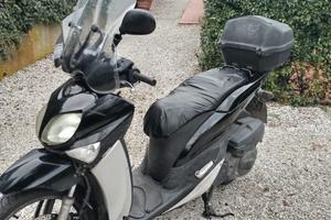 Scooter yamaha xenter 125 2012