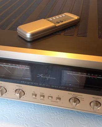 Accuphase E-211 amplificatore integrato