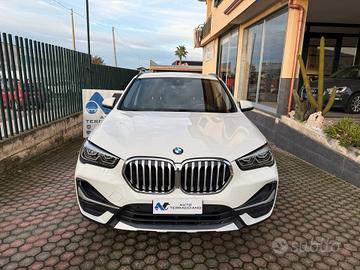 Bmw X1 X-Drive18d X-LINE