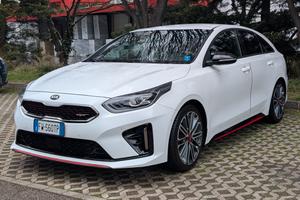 Kia ProCeed GT 1.6 T-GDi 204 CV – FULL OPTIONAL