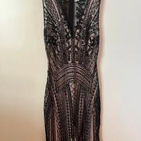 Tubino nero con paillettes