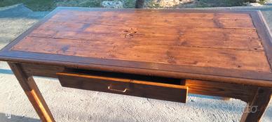 antico tavolo restaurato 