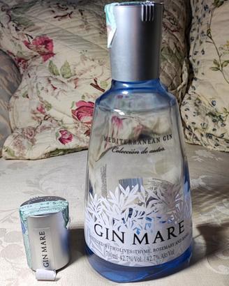 bottiglia gin Mare