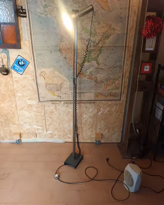 Lampada da terra vintage