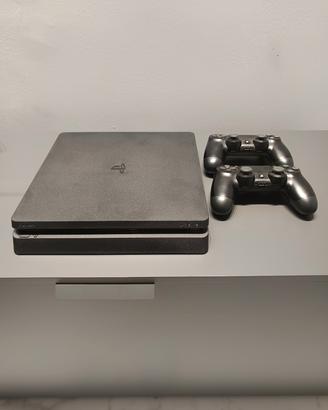 PlayStation 4 slim 1 TB