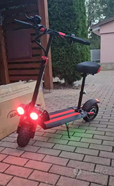 Scooter elettrico SUNNIGOO BH28