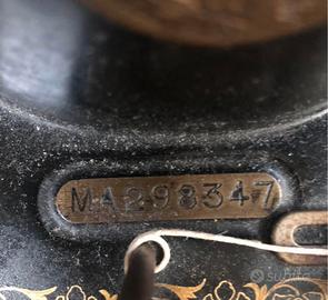 Macchina da cucire SINGER