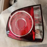 fanale posteriore sinistro VW polo 