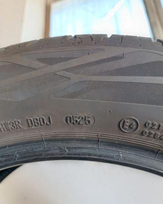 Treno Gomme Estive 215/55 R17 94V –