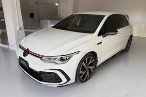 Volkswagen Golf 1.5 etsi evo R-Line 130cv dsg