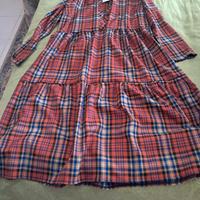 vestito a quadretti a balze