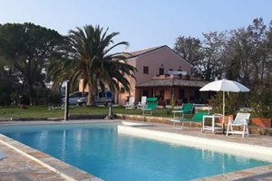 In collina a 3 km dal mare