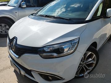Renault Scenic 4