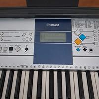 Pianola tastiera elettronica