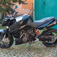 KTM 990 Super Duke - 2009, perfetta