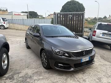 Peugeot 308 BlueHDi 130 S&S EAT8 GT
