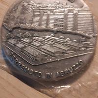 medaglia commemorativa terremoto Abruzzo