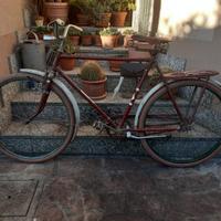Bicicletta Antica Russa