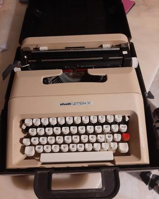 macchina da scrivere oliv