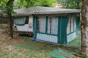 Caravan con copertura