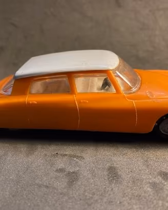 POLITOYS n. 31 – CITROËN DS 19 Scala 1:41