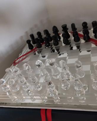 SCACCHIERA (COMPLETA DI SCACCHI) IN CRISTALLO