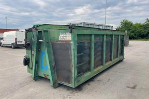 CONTAINER SCARRABILE USATO PER INGOMBRANTI