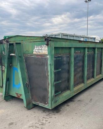 CONTAINER SCARRABILE USATO PER INGOMBRANTI