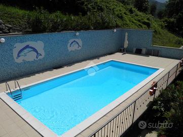 2 LOCALI A SALE MARASINO