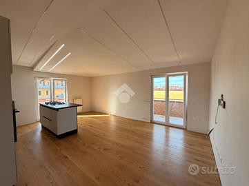 3 LOCALI A MUGNANO DI NAPOLI