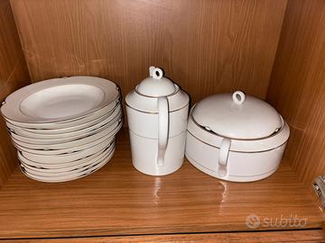 Set piatti + zuppiera + teiera/caffettiera